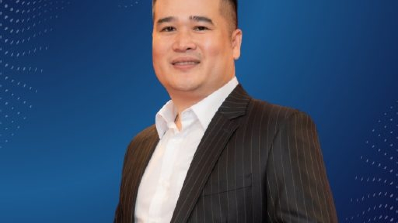 Nguyễn Đình Kiên Và Một Kiểu Đi Đường Dài Bằng Sự Tỉnh Táo